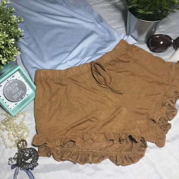 COTTON CANDY L.A FAUX SUEDE SHORT - Picture 2 of 4